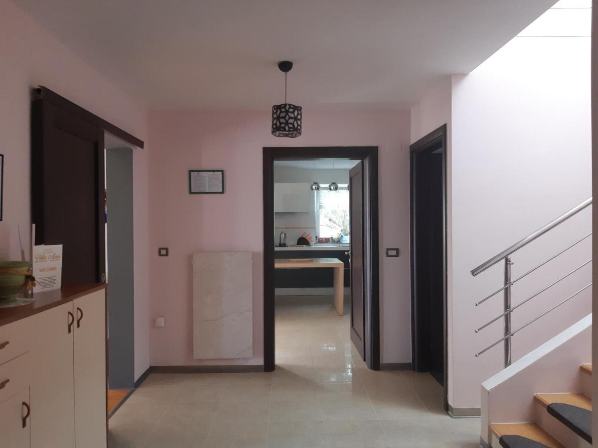 Apartments In Villa Azra Rijeka Exteriör bild